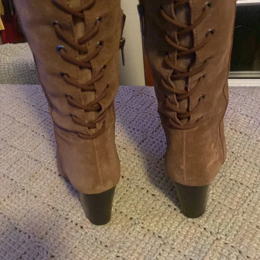 🦊 👢Tall lace brown suede with buckle. EUC. All heights pictured. 3 inch heel. - Picture 5 of 16